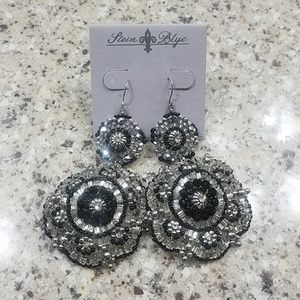 NWT Beautiful Black with Clear Beads